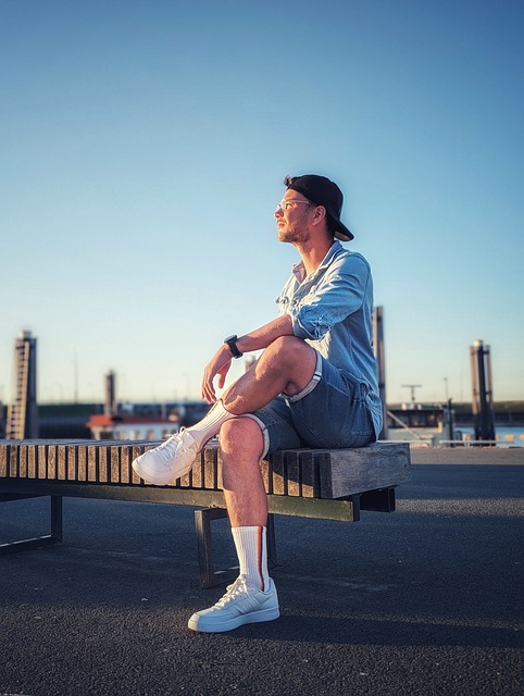 沪媒：柔佛48次射门无法叩开海港大门，替补门将陈威一战封神