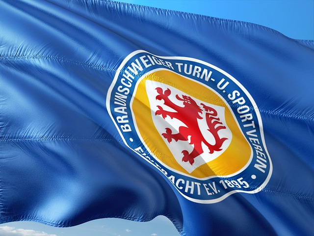 菲尔