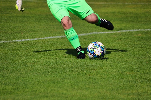 她表达了自 她表达了自