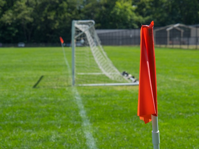 他首次在世 他首次在世